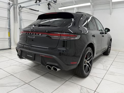 Certified 2023 Porsche Macan S AWD/4WD image 12