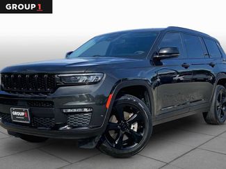 Used 2023 Jeep Grand Cherokee L Limited w/ Black Appearance Package RWD video 1