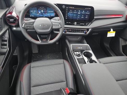 New 2026 Chevrolet Equinox RS w/ LPO, Floor Liner Package FWD image 3