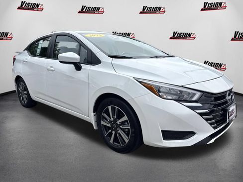 Certified 2025 Nissan Versa SV w/ Trunk Package FWD image 3