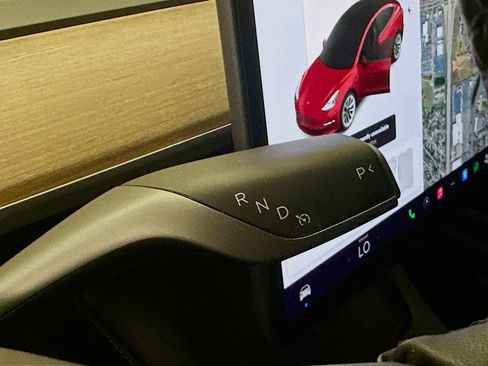 Used 2021 Tesla Model 3 Long Range image 24