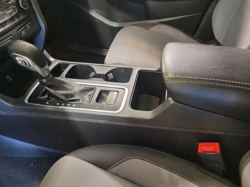 Used 2018 Ford Escape SE w/ SE Sync 3 Package AWD/4WD image 26