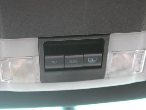 Used 2016 Ford Explorer Sport w/ Equipment Group 401A image 32