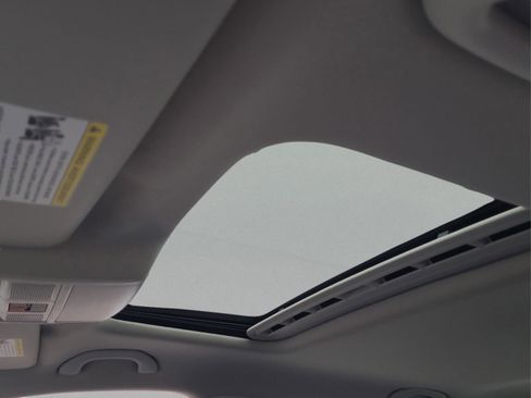 Used 2020 Volkswagen Passat 2.0T R-Line image 16