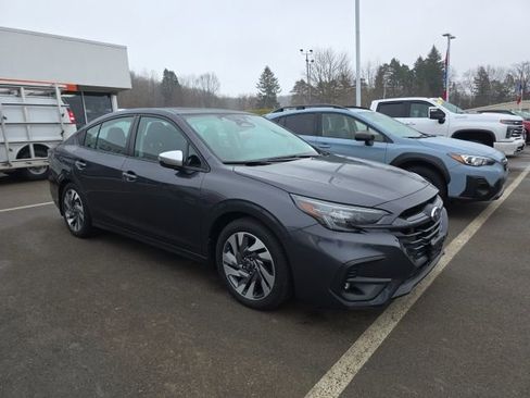 Used 2024 Subaru Legacy Touring XT image 3