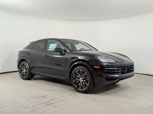 New 2026 Porsche Cayenne Coupe AWD/4WD image 7