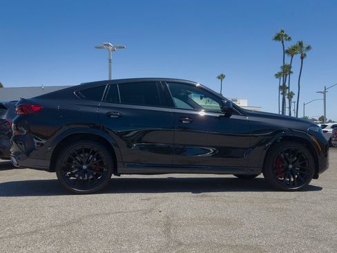 New 2027 BMW X6 xDrive40i w/ Premium Package AWD/4WD image 4