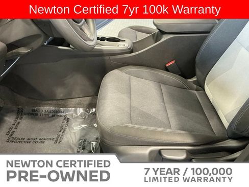 Used 2025 Chevrolet Trax LS FWD image 6
