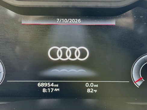 Used 2023 Audi Q7 3.0T Premium Plus w/ Premium Plus Package AWD/4WD image 16