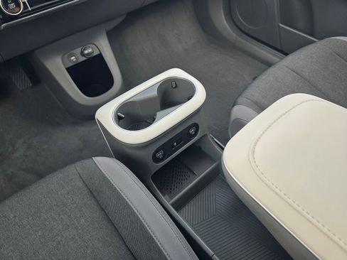 Certified 2024 Hyundai Ioniq 5 SEL RWD image 16
