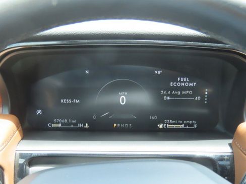 Used 2022 Lincoln Nautilus Reserve FWD image 27