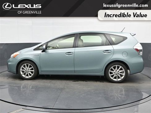 Used 2014 Toyota Prius V Five image 5
