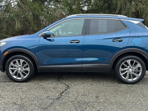 Used 2020 Buick Encore GX Essence w/ Experience Buick Package image 28