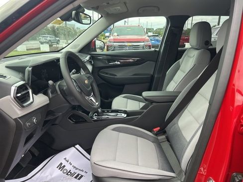 New 2026 Chevrolet TrailBlazer LT w/ Convenience Package image 15