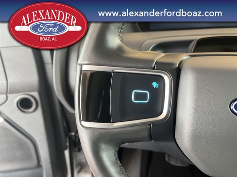 Used 2025 Ford Expedition Active AWD/4WD image 29