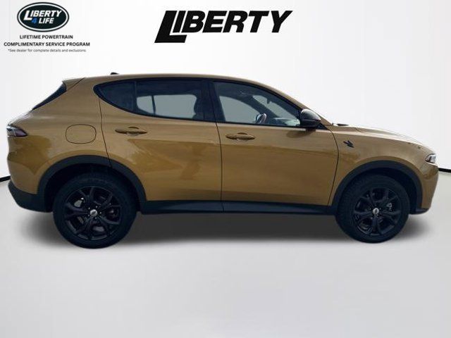 Used 2024 Dodge Hornet GT Plus w/ GT Blacktop Package AWD/4WD image 8