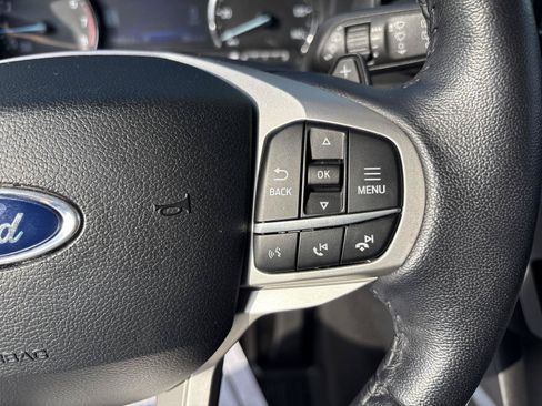 Used 2020 Ford Explorer XLT w/ Equipment Group 202A AWD/4WD image 12