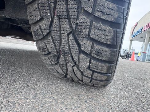 Used 2022 Nissan Altima 2.5 Platinum image 46