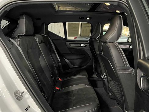 Used 2023 Volvo XC40 Recharge Plus AWD/4WD image 13
