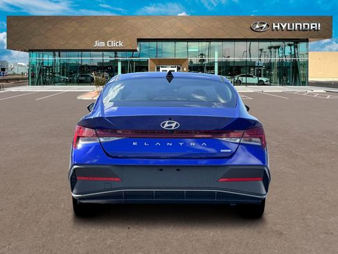 New 2026 Hyundai Elantra Blue image 6