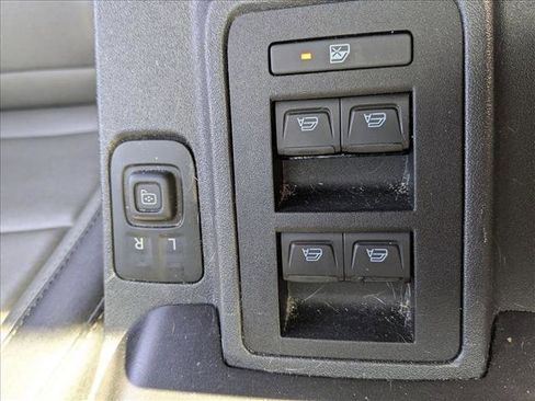 Used 2023 Ford Bronco Everglades image 11