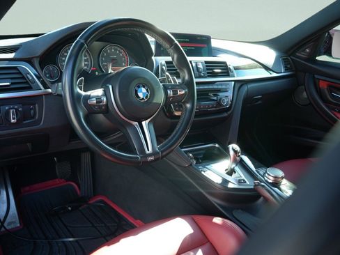 Used 2018 BMW M3 image 32