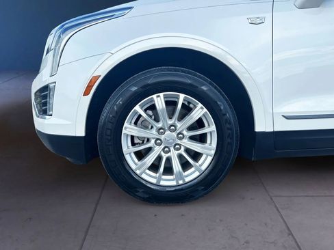 Used 2019 Cadillac XT5 FWD image 9