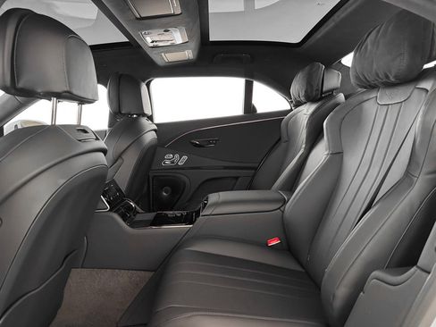 New 2026 Bentley Flying Spur Plug-In Hybrid image 25