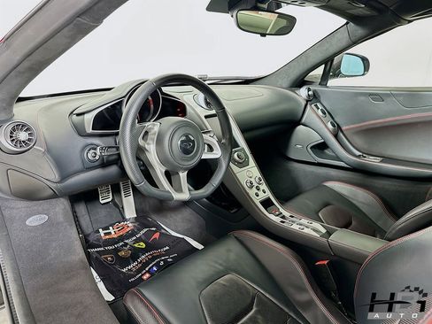 Used 2014 McLaren MP4-12C Spider RWD image 10