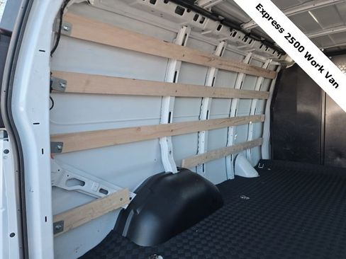 Used 2024 Chevrolet Express 2500 Work Van w/ Driver Convenience Package image 20