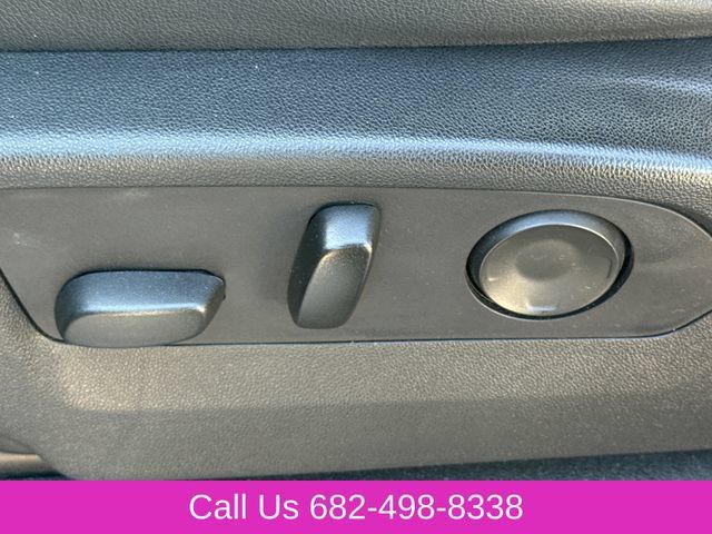 Used 2021 GMC Yukon AT4 w/ Rear Media and Nav Package AWD/4WD image 22