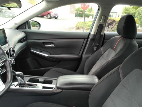 Used 2021 Nissan Sentra SR FWD image 10