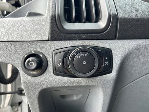 Used 2016 Ford Transit 250 130 Low Roof image 13