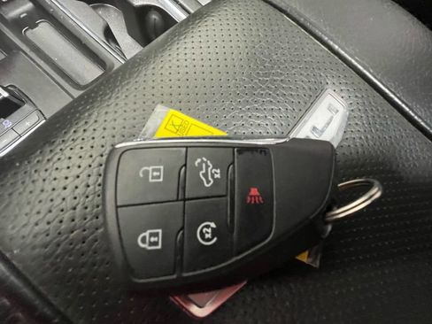 Used 2024 GMC Sierra 2500 Denali w/ Denali Reserve Package image 31