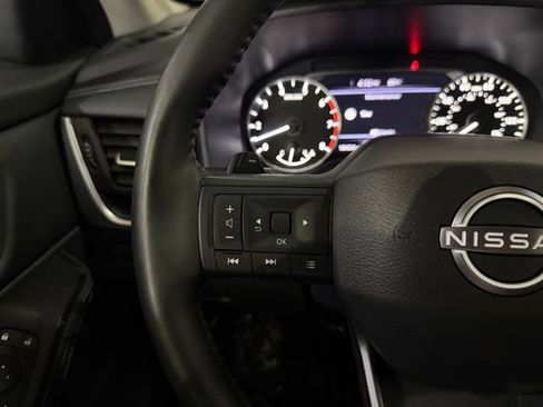 Certified 2025 Nissan Rogue SV w/ SV Premium Package AWD/4WD image 16