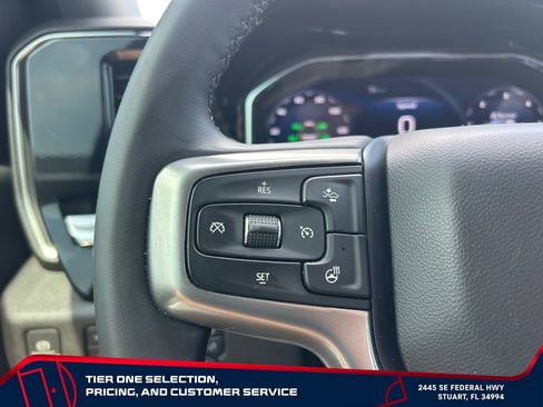 Used 2024 Chevrolet Silverado 2500 LT AWD/4WD image 19