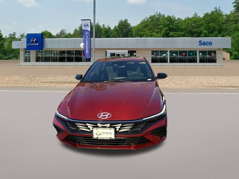 New 2026 Hyundai Elantra SEL Sport Premium FWD image 3