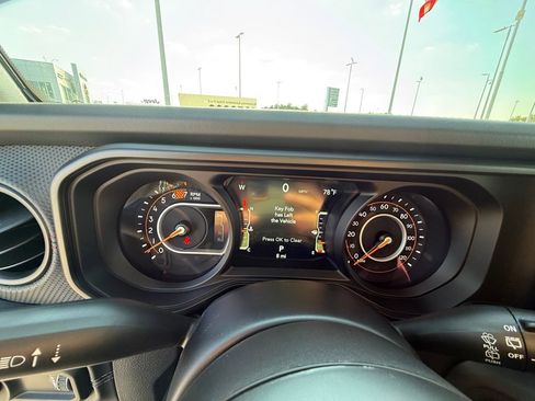 New 2025 Jeep Wrangler Unlimited Rubicon image 15