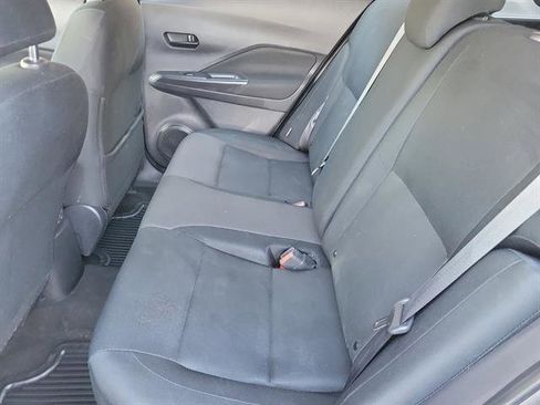 Used 2024 Nissan Kicks S image 6