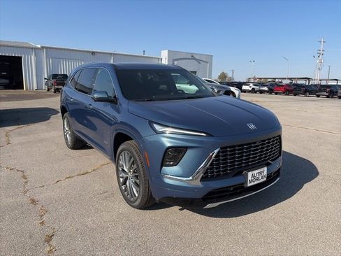 New 2026 Buick Enclave Avenir image 8