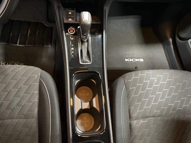 Certified 2023 Nissan Kicks SV FWD image 17