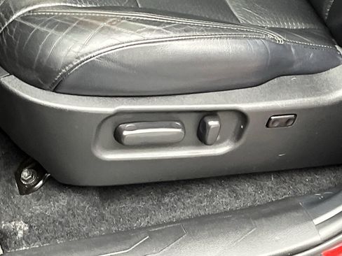 Used 2020 Toyota Tacoma TRD Sport w/ TRD Premium Sport Package image 11