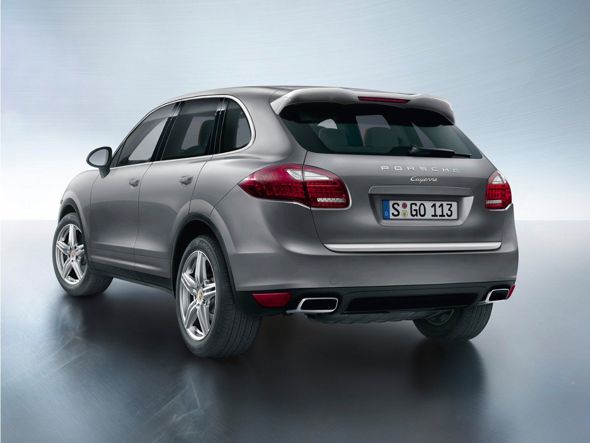Used 2014 Porsche Cayenne Platinum Edition AWD/4WD image 1