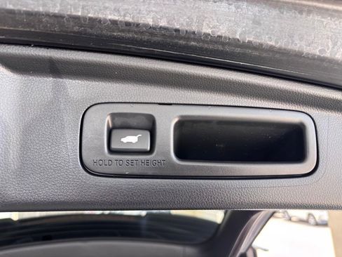 Used 2024 Honda CR-V EX-L image 15