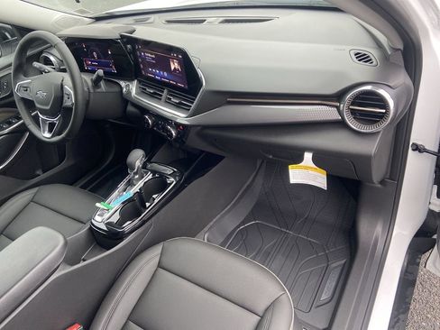 New 2025 Chevrolet Trax ACTIV w/ Driver Confidence Package image 27