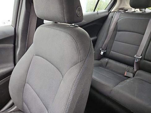 Used 2017 Chevrolet Cruze LT w/ Convenience Package FWD image 12