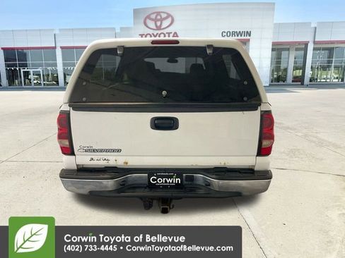 Used 2007 Chevrolet Silverado 1500 LT w/ Onstar Plus Package image 7