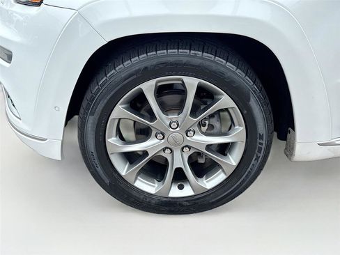 Used 2020 Jeep Grand Cherokee Summit w/ Platinum Series Group AWD/4WD image 33