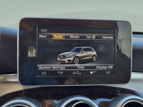 Used 2017 Mercedes-Benz GLC 300 image 25