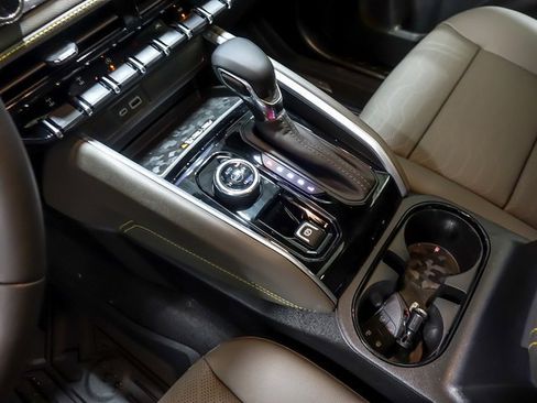 New 2026 Chevrolet Colorado ZR2 w/ Technology Package image 21